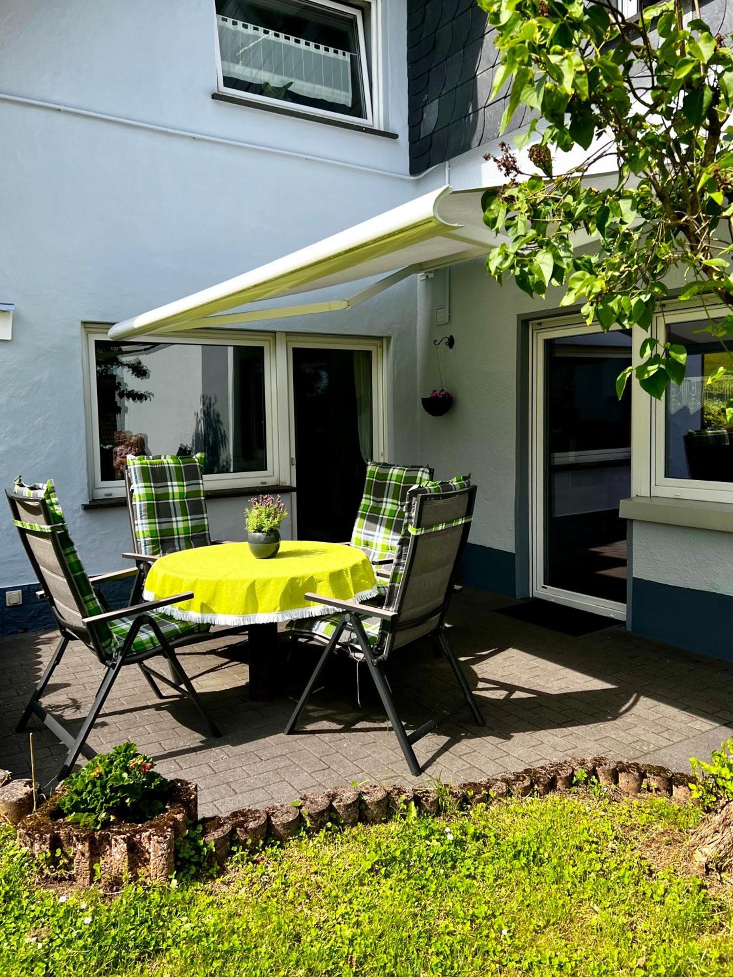 Deine-eifel-ferienwohnung * Feusdorf